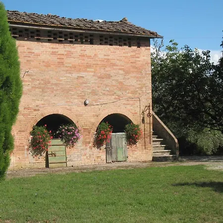 Agriturismo La Torretta Farm stay Siena